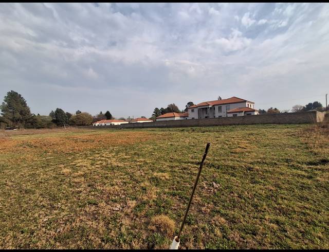 2,024M² VACANT LAND FOR SALE IN HENLEY ON KLIP